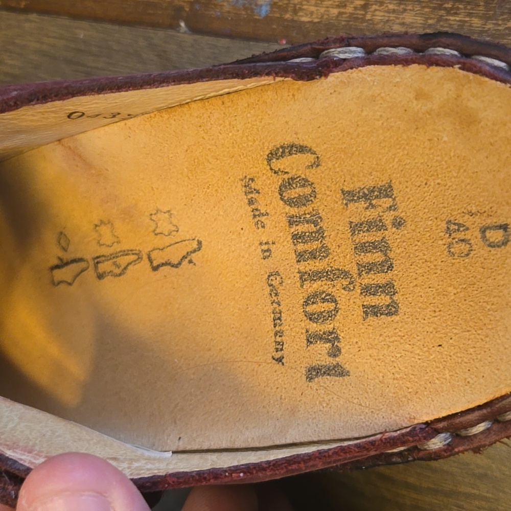 Finn Comfort Brown Leather Mules/Clogs-German - Picture 9 of 9